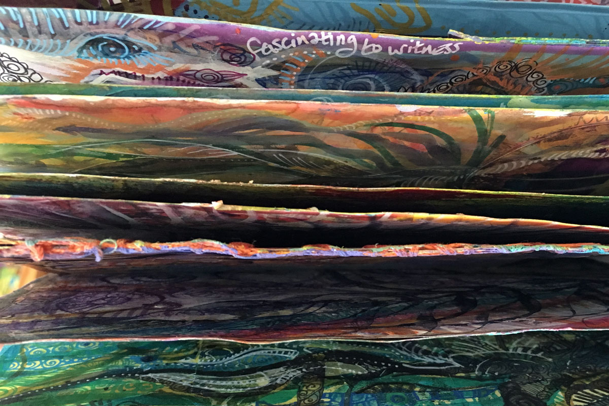 100 days of doodles: the flip&nbsp;through!